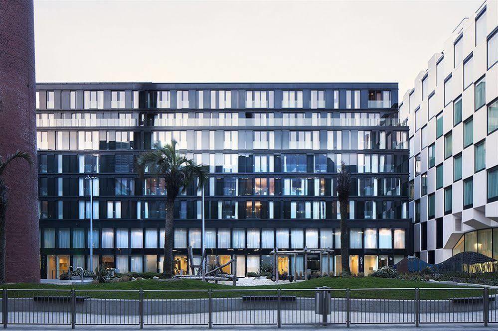 Your Base Dublin - Grand Canal Square Экстерьер фото